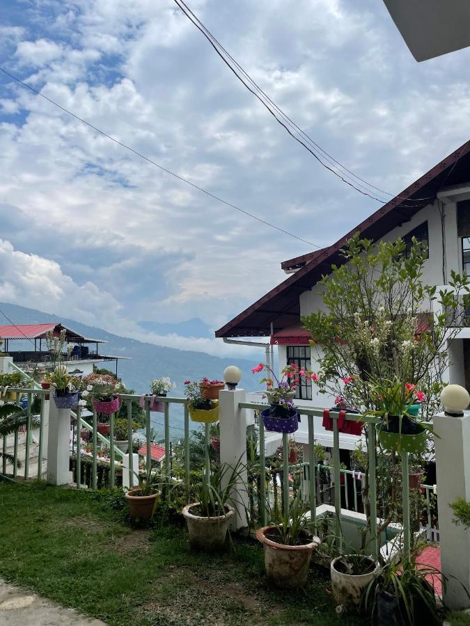 The Gingko Eyrie Apartment Kalimpong Exterior photo